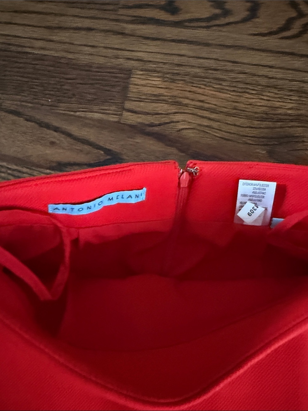 NWT Antonio Melani Red Zip-Accent Pencil Skirt - Picture 3 of 7